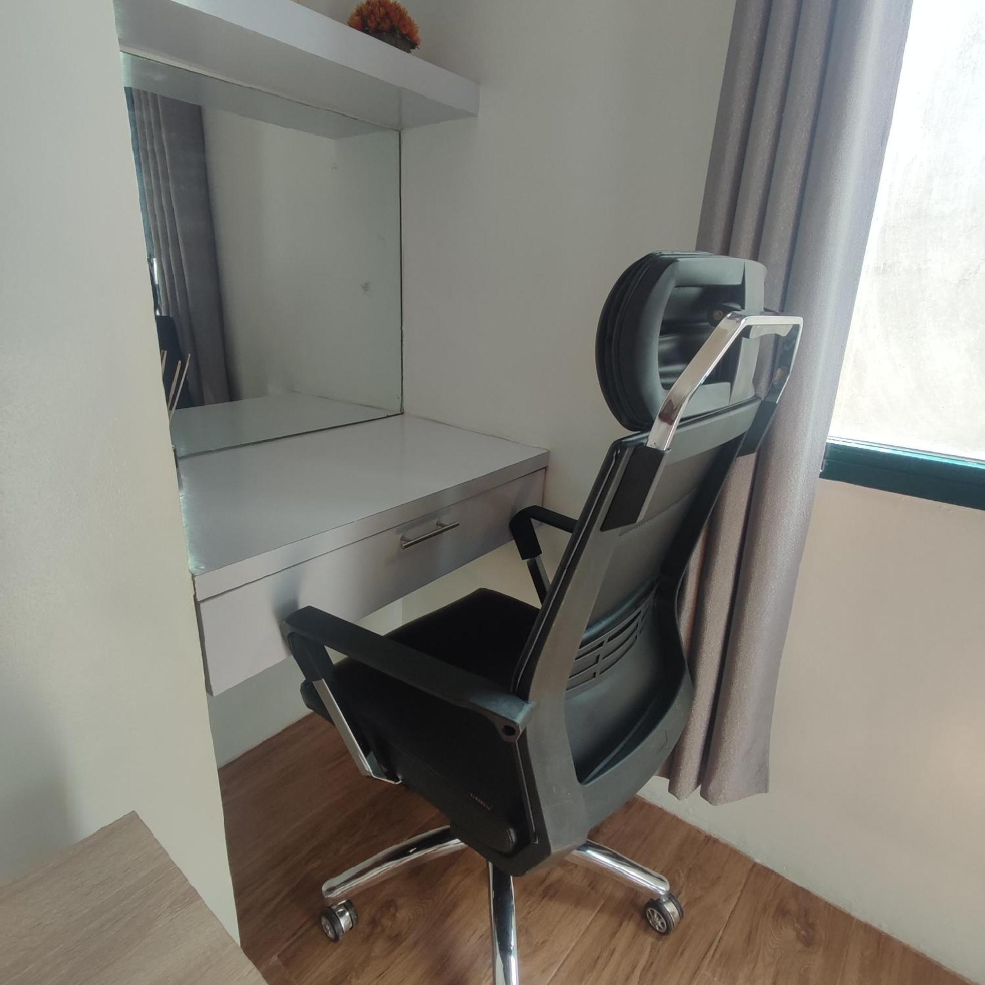 Luxury Spacious 2Br In Salcedo Village Manila Ngoại thất bức ảnh