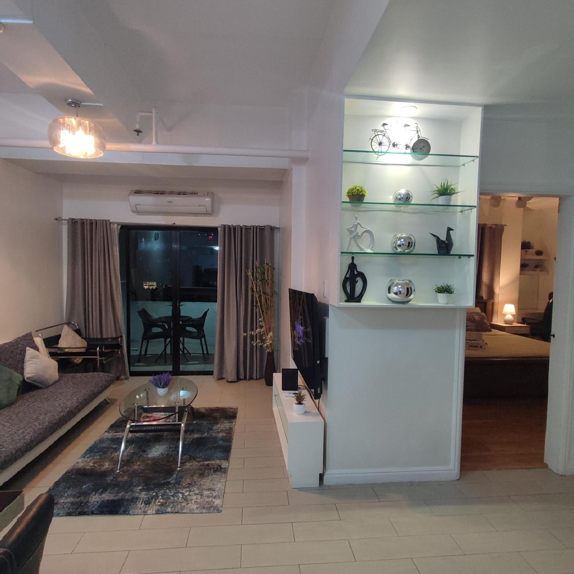 Luxury Spacious 2Br In Salcedo Village Manila Ngoại thất bức ảnh